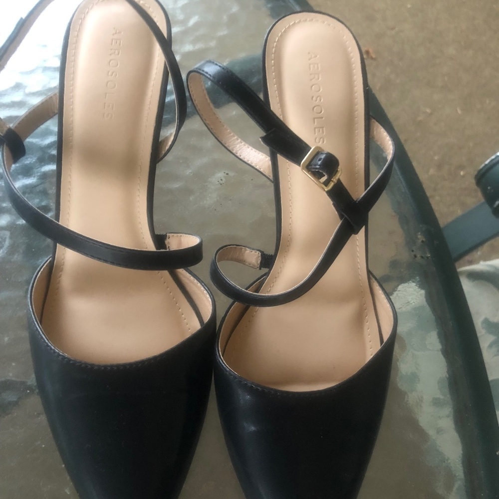 Woman’s Black Dress Shoes
